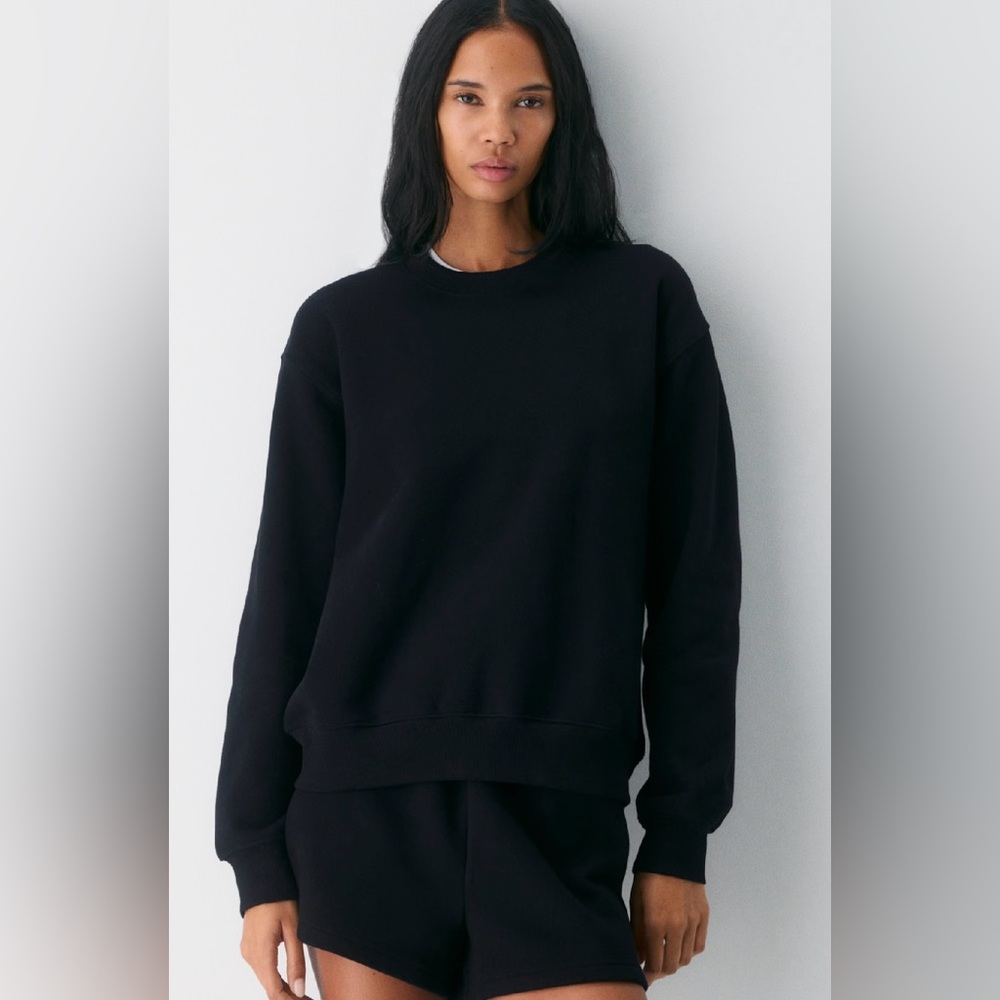 TNA perfect crewneck